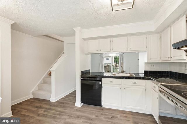8273 MARY LEE LN, Laurel, MD 20723