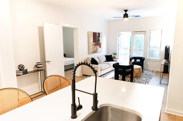 2505 Thornton Road RD 3211, Austin, TX 78704