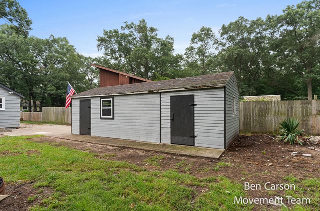2891 Bailey Street, Norton Shores, MI 49444