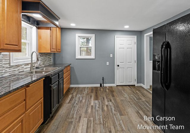 2891 Bailey Street, Norton Shores, MI 49444