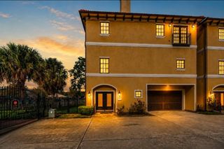 1302 Antoine Drive A, Houston, TX 77055