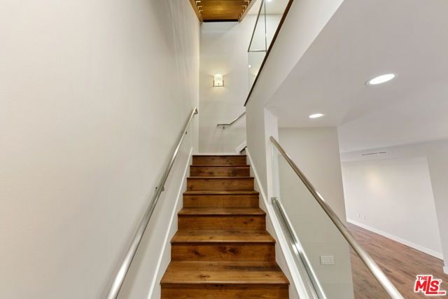 22065 Pacific Coast Highway 7, Malibu, CA 90265