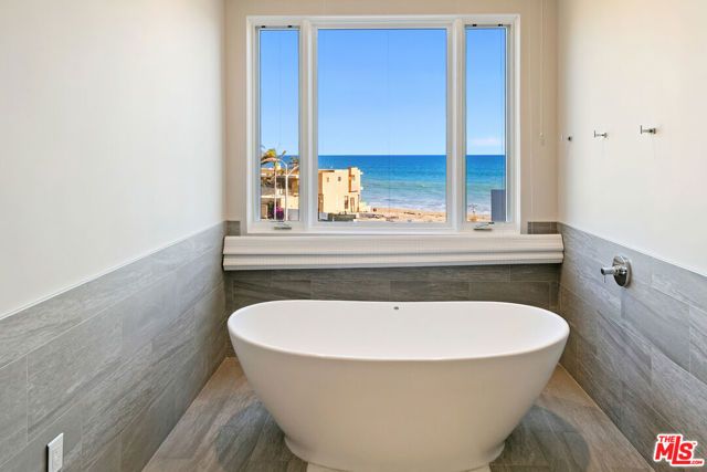 22065 Pacific Coast Highway 7, Malibu, CA 90265