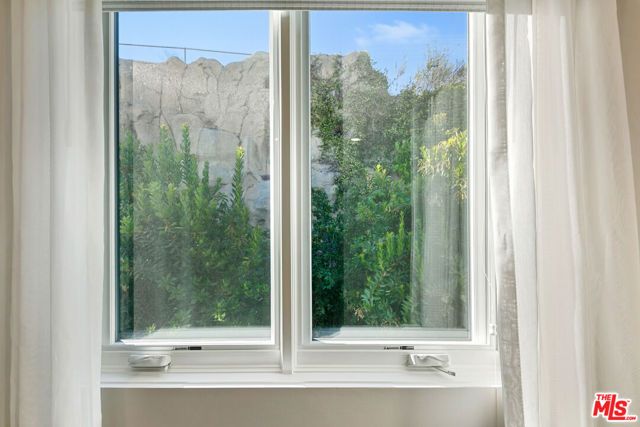 22065 Pacific Coast Highway 7, Malibu, CA 90265