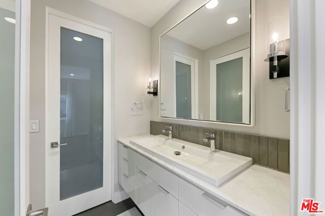 22065 Pacific Coast Highway 7, Malibu, CA 90265