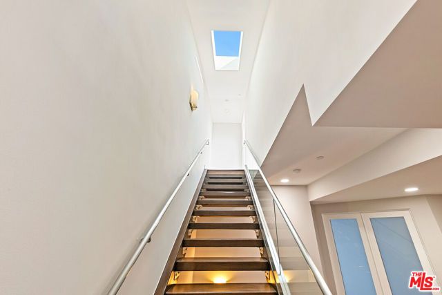 22065 Pacific Coast Highway 7, Malibu, CA 90265