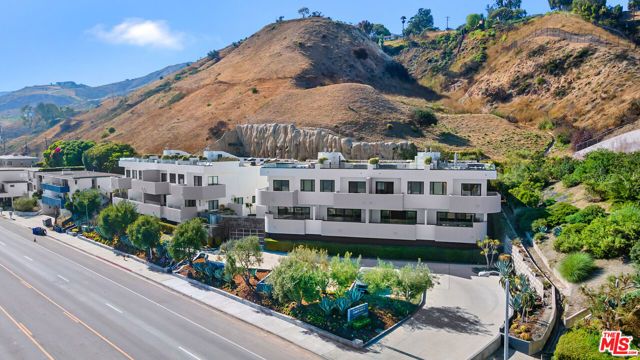 22065 Pacific Coast Highway 7, Malibu, CA 90265