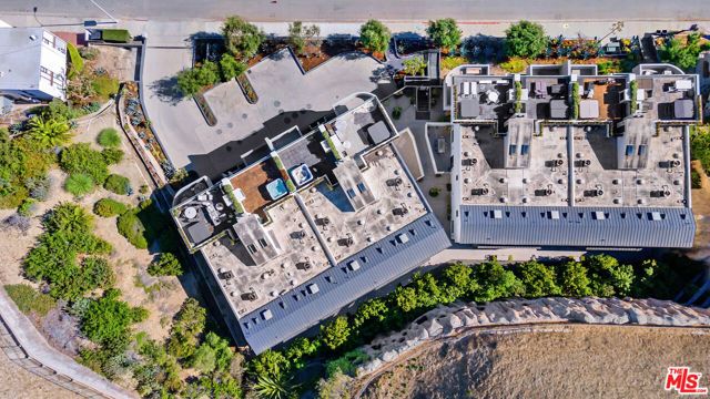 22065 Pacific Coast Highway 7, Malibu, CA 90265