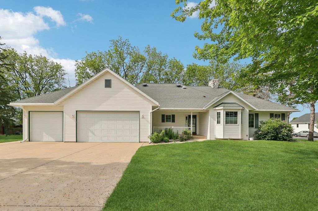 161 E Pine Street, Lake Mills, WI 53551