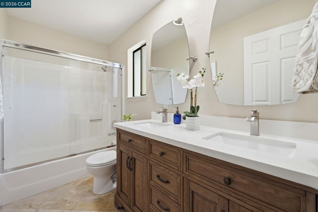 3611 Sunview Ct, Concord, CA 94520