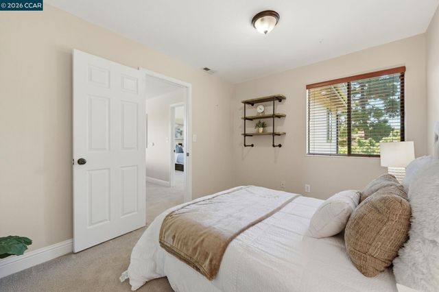 3611 Sunview Ct, Concord, CA 94520