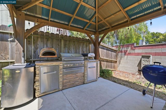 3611 Sunview Ct, Concord, CA 94520