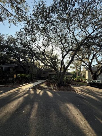 821 PINEWOOD COURT 821, Haines City, FL 33844