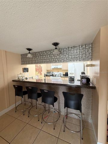821 PINEWOOD COURT 821, Haines City, FL 33844