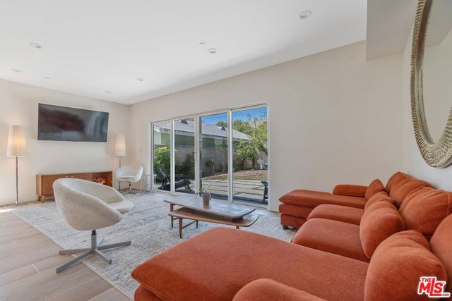 12413 Wagner Street, Los Angeles, CA 90066