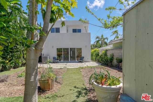 12413 Wagner Street, Los Angeles, CA 90066