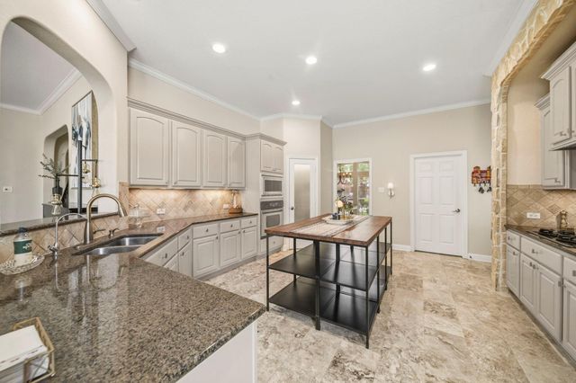 7910 Emerald Haven Drive, Sugar Land, TX 77479