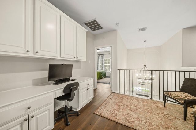 7910 Emerald Haven Drive, Sugar Land, TX 77479