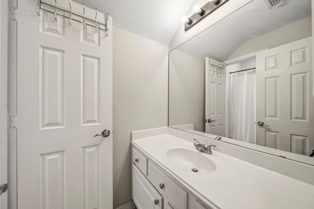 7910 Emerald Haven Drive, Sugar Land, TX 77479