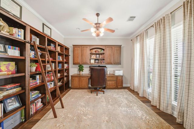 7910 Emerald Haven Drive, Sugar Land, TX 77479