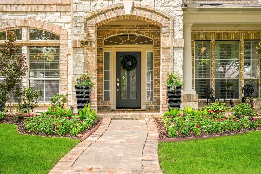 7910 Emerald Haven Drive, Sugar Land, TX 77479
