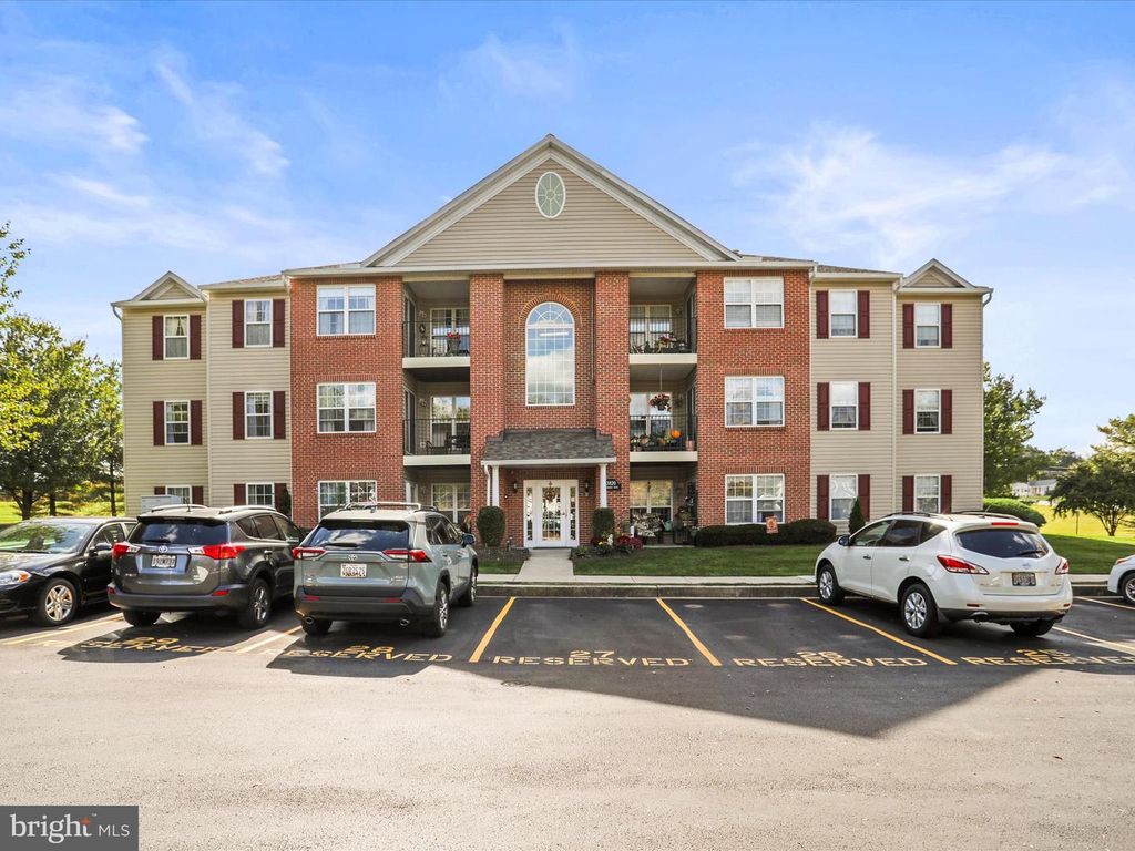 3820 NORMANDY DR #2A, Hampstead, MD 21074