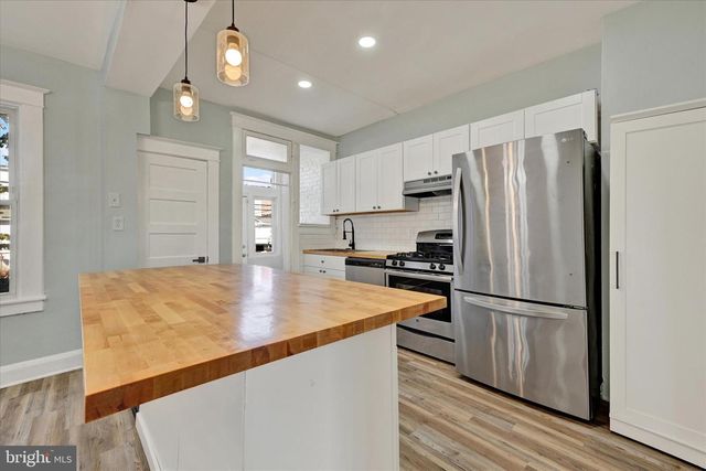 3118 NORMOUNT AVE, Baltimore, MD 21216