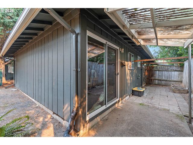 816 Se NEHALEM St, Portland, OR 97202