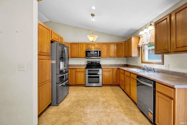 305 Candlelight Lane, Oolitic, IN 47451