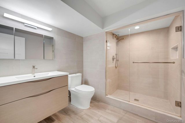 36 Lynwood Road, Scarsdale, NY 10583