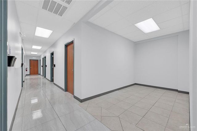 2121 E Griffin Parkway 12, Mission, TX 78572