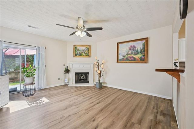 2706 Heathrow Drive, Lawrenceville, GA 30043