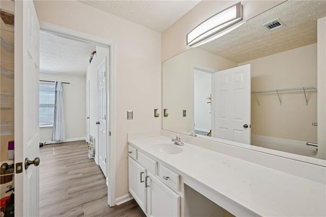 2706 Heathrow Drive, Lawrenceville, GA 30043