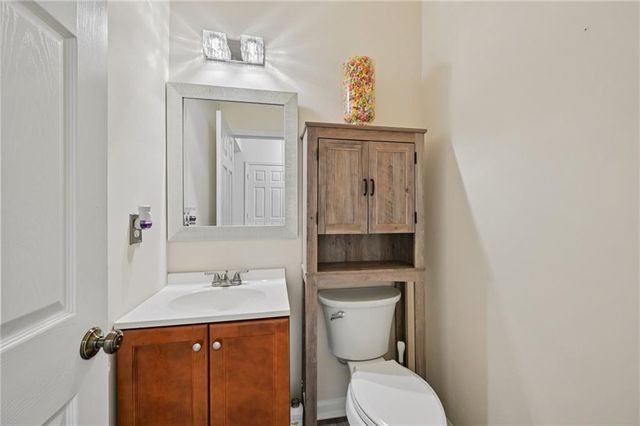 2706 Heathrow Drive, Lawrenceville, GA 30043