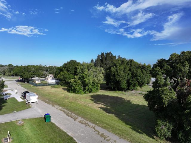 205 NW 11th Street, Okeechobee, FL 34972