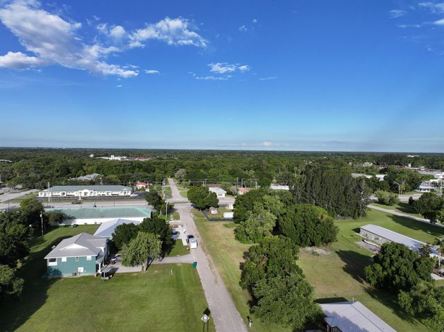 205 NW 11th Street, Okeechobee, FL 34972