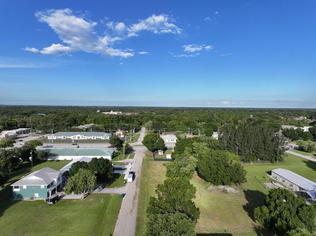 205 NW 11th Street, Okeechobee, FL 34972
