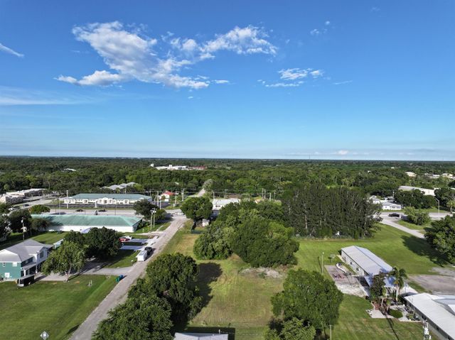 205 NW 11th Street, Okeechobee, FL 34972