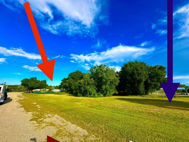 205 NW 11th Street, Okeechobee, FL 34972