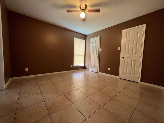 5603 Madison Street B, Houston, TX 77091