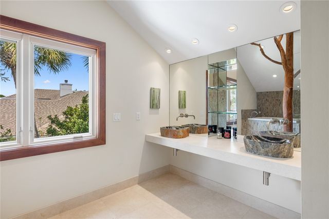 23 Cache Cay Drive, Vero Beach, FL 32963