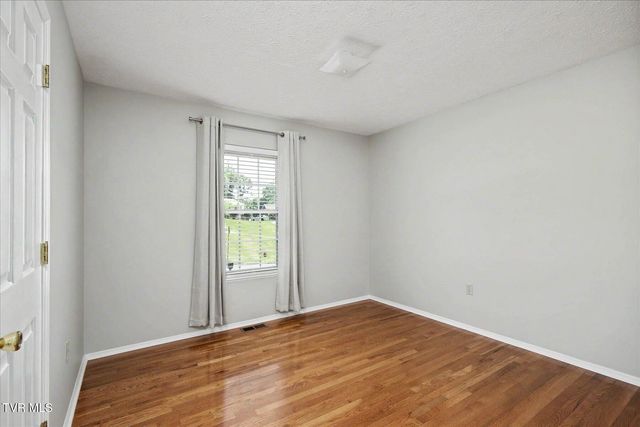 325 Heather Lane, Church Hill, TN 37642