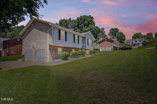 325 Heather Lane, Church Hill, TN 37642