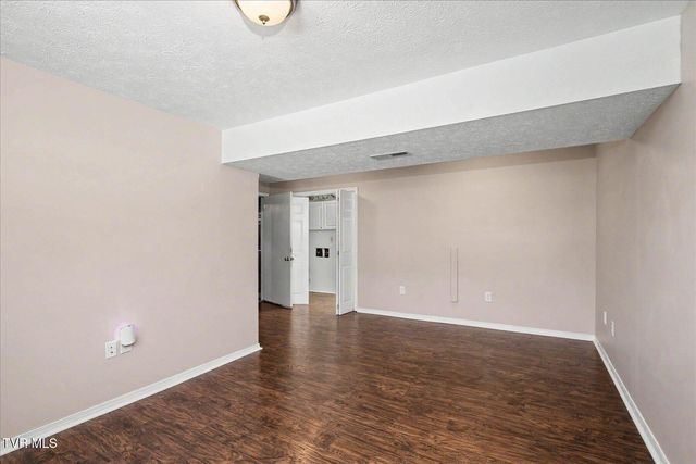325 Heather Lane, Church Hill, TN 37642