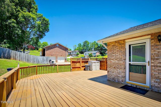 325 Heather Lane, Church Hill, TN 37642