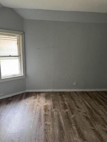 2340 N 12th STREET, Milwaukee, WI 53206