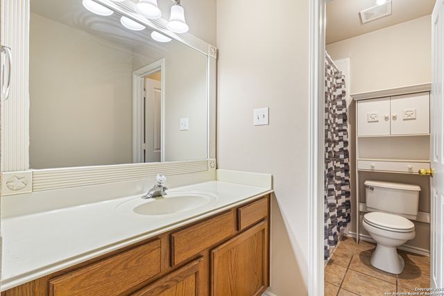 21715 Cliff View Dr., San Antonio, TX 78259