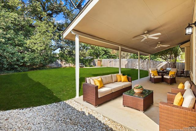 21715 Cliff View Dr., San Antonio, TX 78259