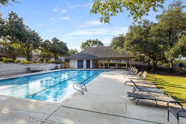 21715 Cliff View Dr., San Antonio, TX 78259