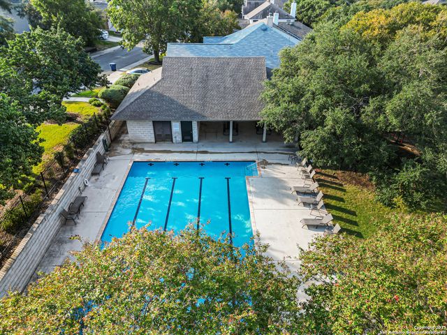 21715 Cliff View Dr., San Antonio, TX 78259